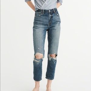 Abercrombie Annie Girlfriend Jeans 25R